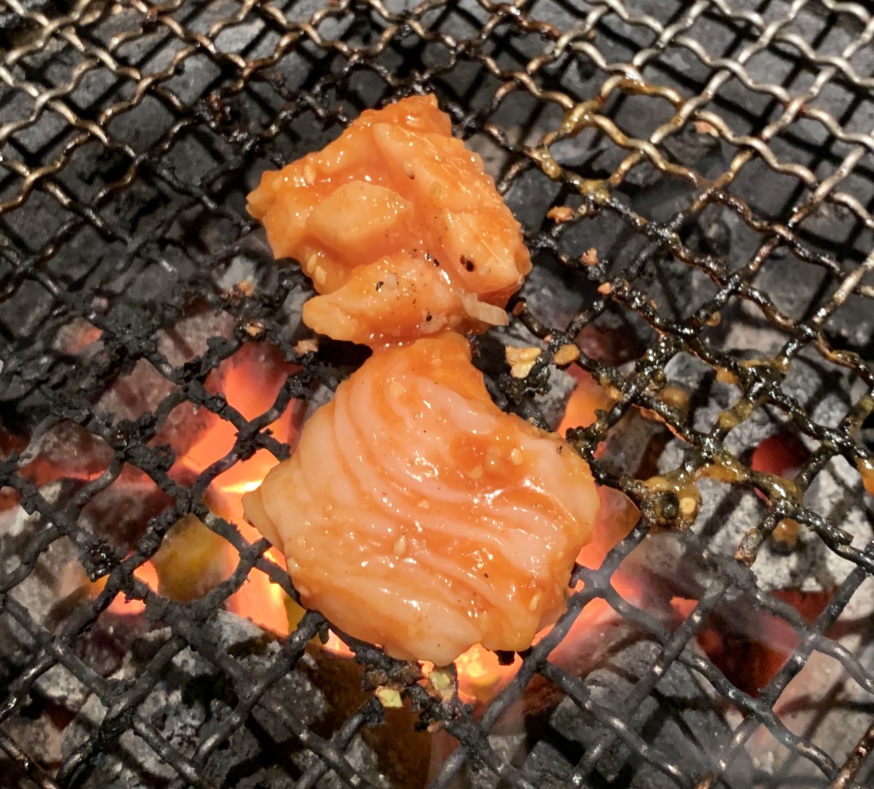 自由が丘の焼肉屋「漢江」の上ミノ味噌ダレ2
